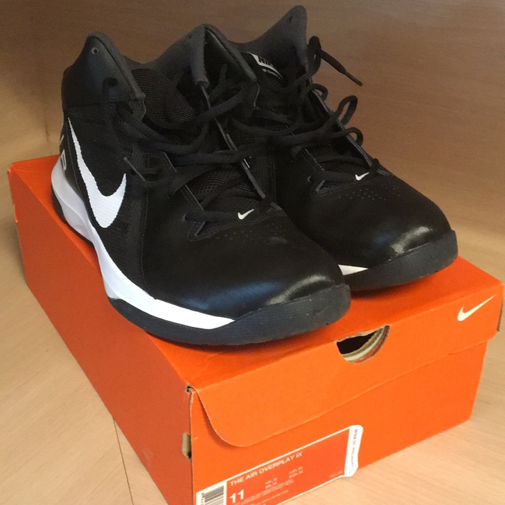 Nike Air Overplay IX